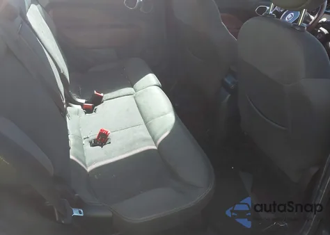 2014 Fiat 500L Trekking z USA, uszkodzony, nr VIN ZFBCFADH6EZ018719